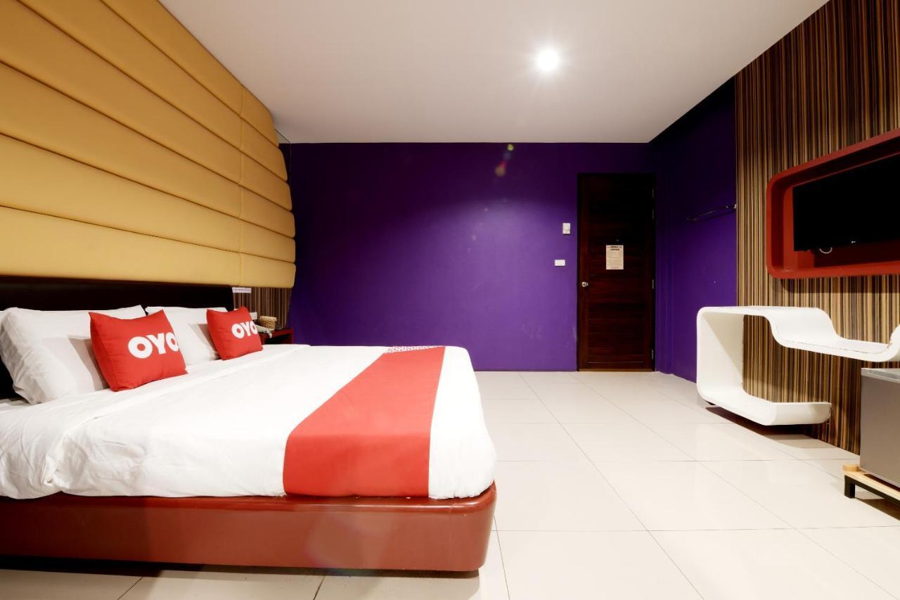 Sriracha Hotel And Spa Ban Huai Yai Phrom Esterno foto